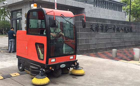 掃地車(chē)廠(chǎng)家
