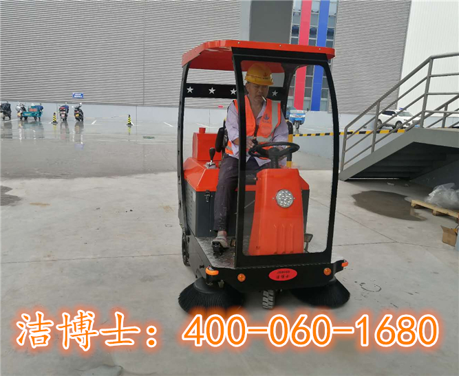 潔博士掃地車(chē)客戶(hù)案例—四川金馳建設工程有限公司