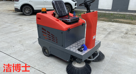 電動(dòng)掃地機